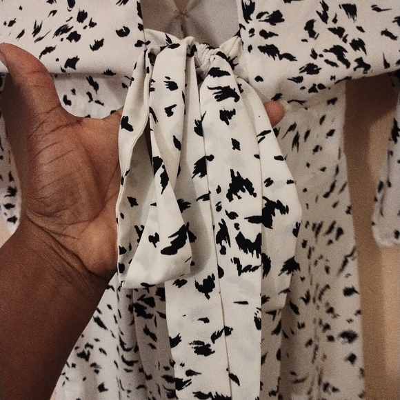 Dee Elly Wm Y2K 100% Polyester White W/ Black Specks Butterfly Sleeves Romper L - Picture 7 of 13